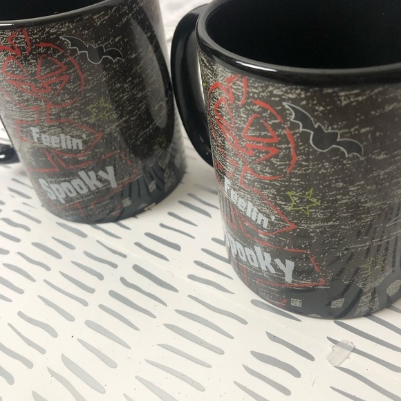 Disney Minnie Mouse Halloween 2 mugs - Picture 5 of 5